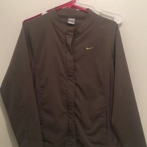 Nikefitory jacket